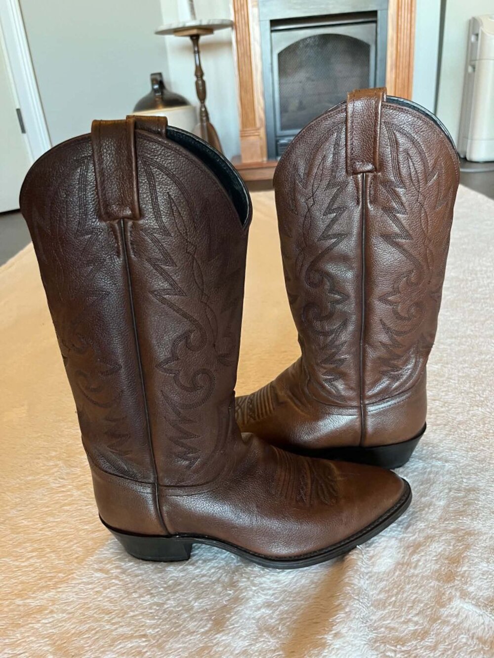 Dan Post Men's Brown Leather Western Cowboy Boots size 8EW - Picture 2 of 6